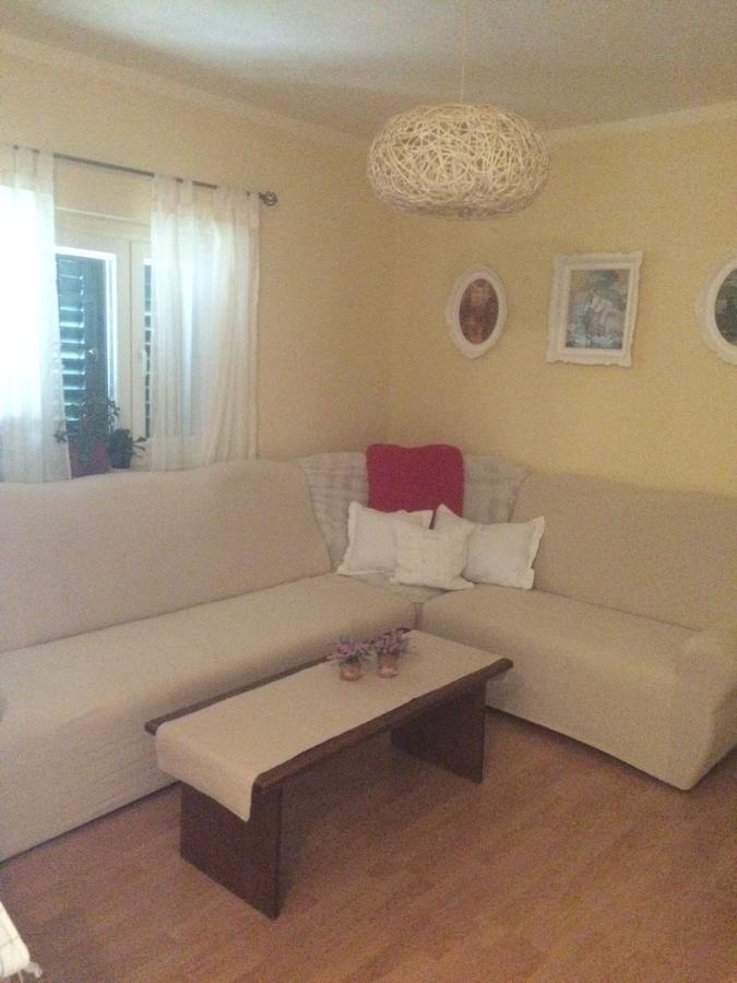 Holiday Home "Kike & Mara" Drniš 外观 照片